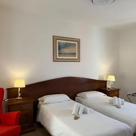 Artemide Relais 4*